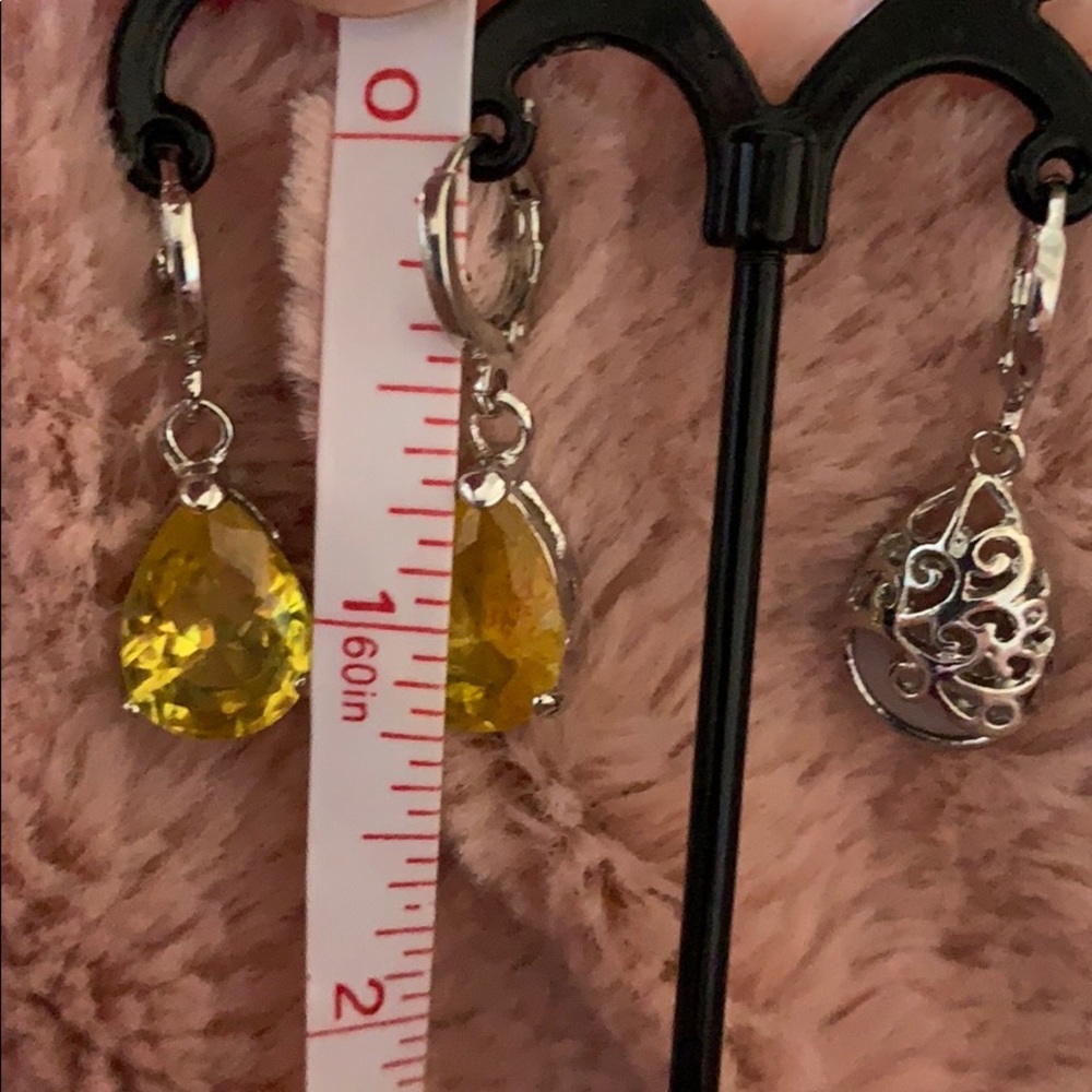 Dangly Earrings 2 pairs Yellow & Purple - Picture 9 of 9